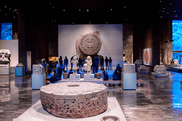 el uso del marmol en museos y galerias_antropologia